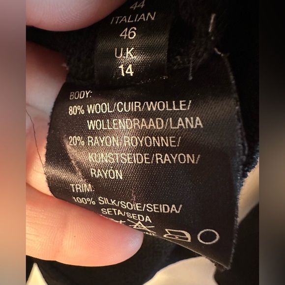 ST. JOHN Vintage 12 Wool Silk Santana Knit Button Down Sweater Blazer Old Money - Picture 6 of 14